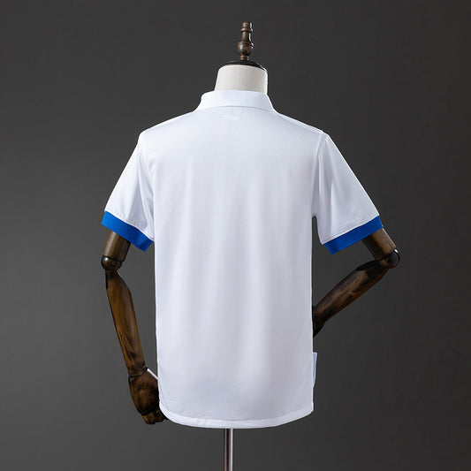Camiseta retro Inter de Milán 2009/10 segunda equipación blanca detalle escudo – Cortita y al Pie
