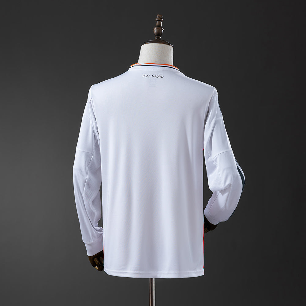 Camiseta retro Real Madrid 2013/14 primera equipación manga larga detalle escudo – Cortita y al Pie