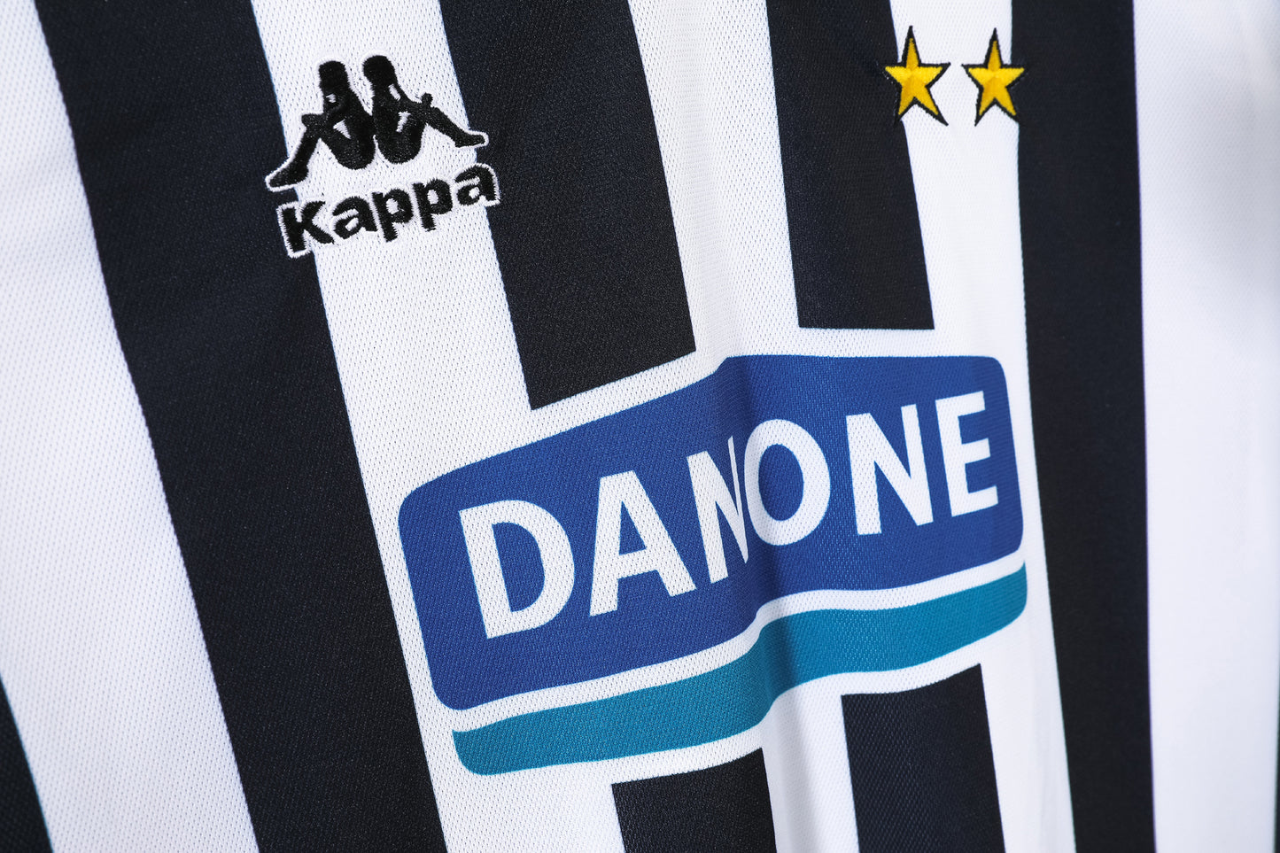 Camiseta retro Juventus 1994/95 primera equipación lateral bianconeri – Cortita y al Pie