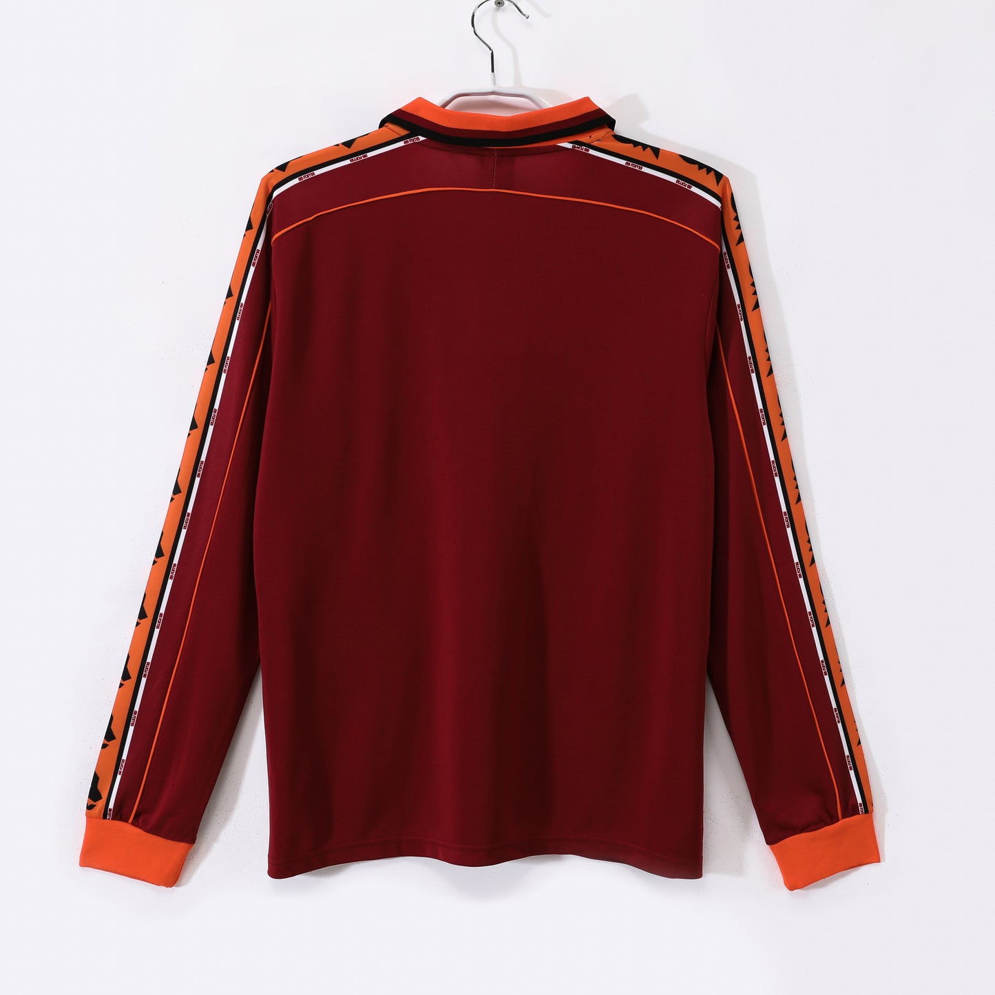 Camiseta retro Roma 1998/99 primera equipación manga larga detalle escudo – Cortita y al Pie