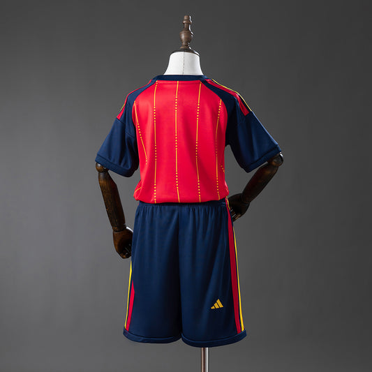 Camiseta España Mundial 2026 primera equipación versión niño detalle escudo – Cortita y al Pie