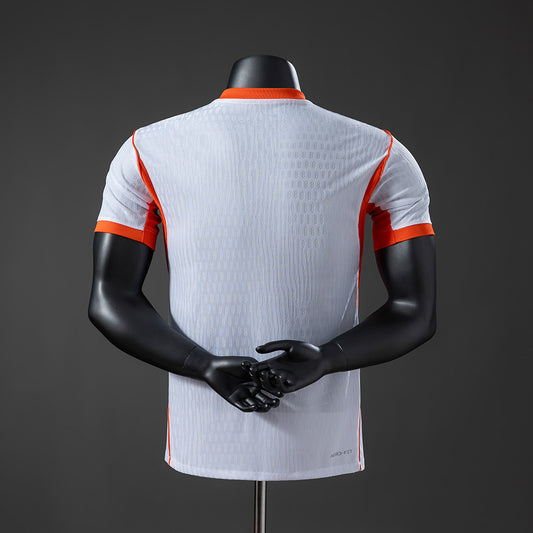 Camiseta Países Bajos Mundial 2026 segunda equipación versión jugador detalle – Cortita y al Pie