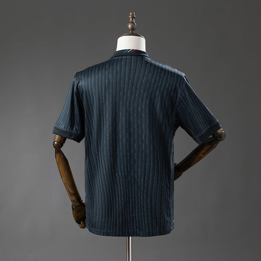 Camiseta PSG 2025/26 cuarta equipación versión fan detalle escudo – Cortita y al Pie