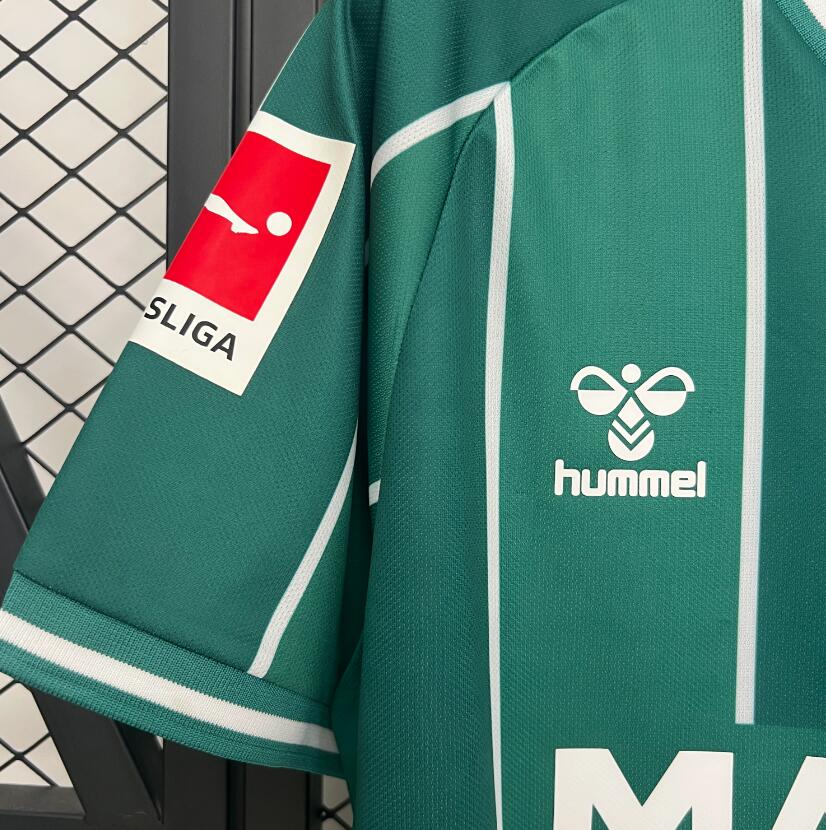 Camiseta Werder Bremen 2025/26 primera equipación versión fan lateral – Cortita y al Pie