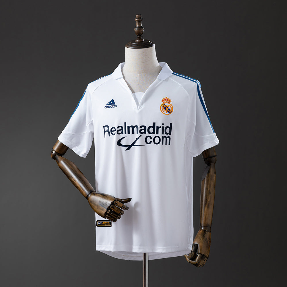 Camiseta retro Real Madrid 2001/02 primera equipación blanca Galácticos Ronaldo debut – Cortita y al Pie