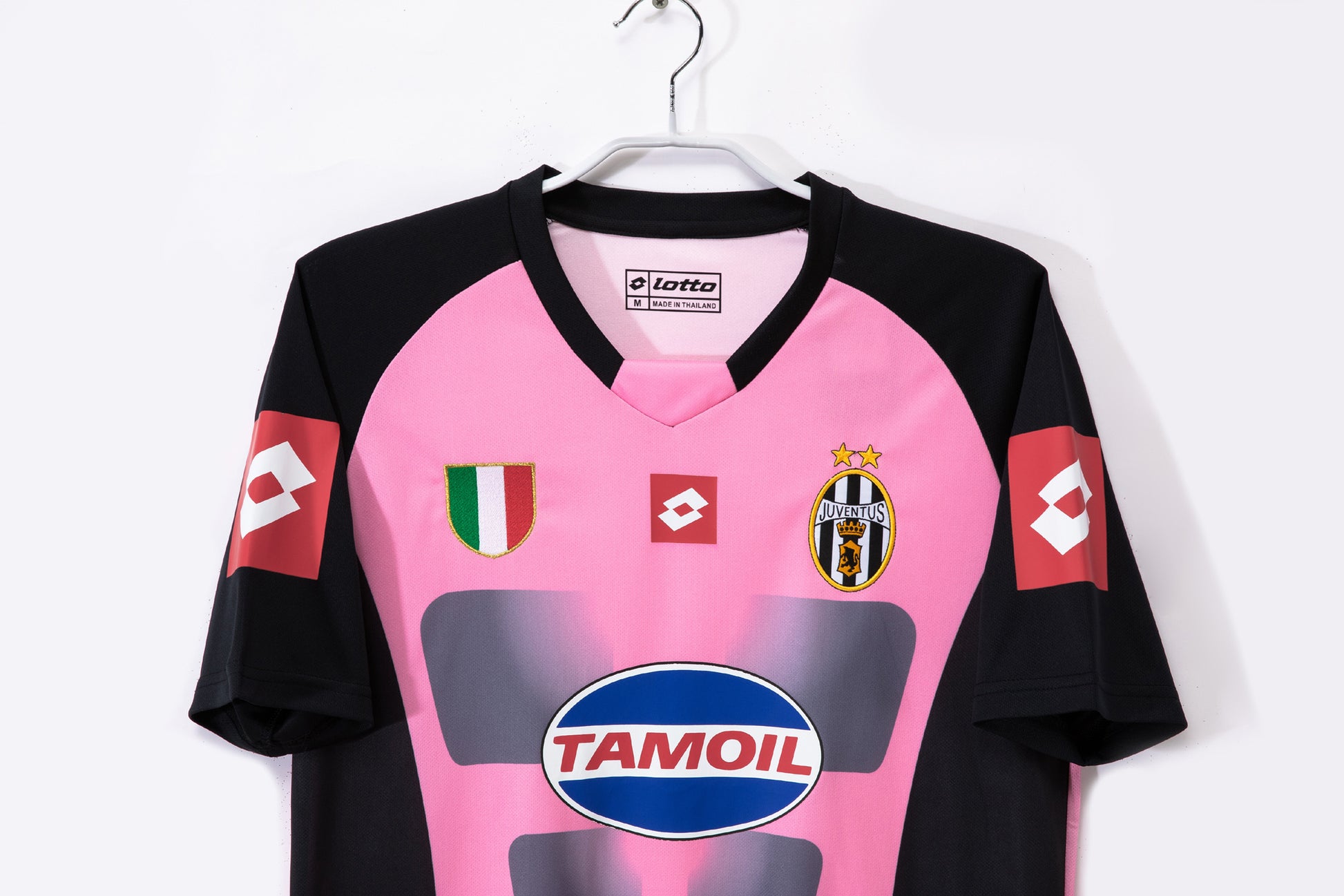 Camiseta retro Juventus 2002/03 segunda equipación amarilla lateral – Cortita y al Pie