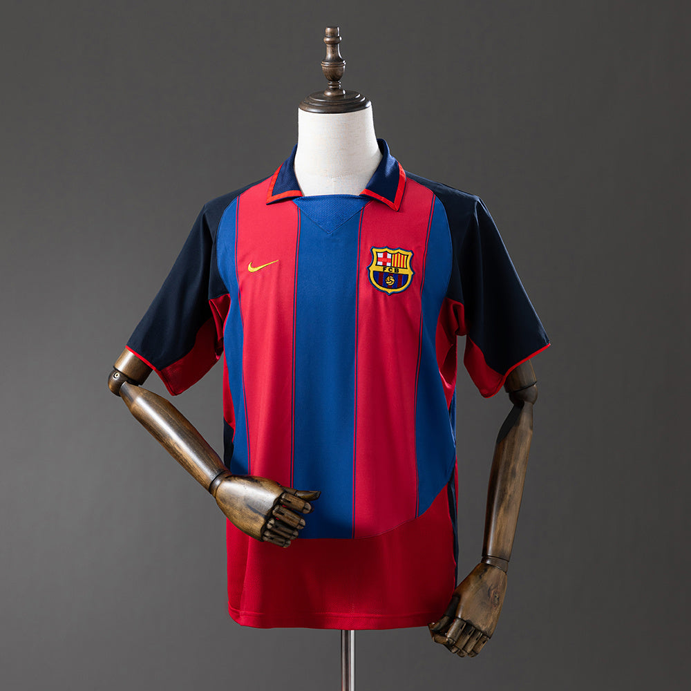 Camiseta retro FC Barcelona 2003/04 primera equipación blaugrana Ronaldinho debut LaLiga – Cortita y al Pie