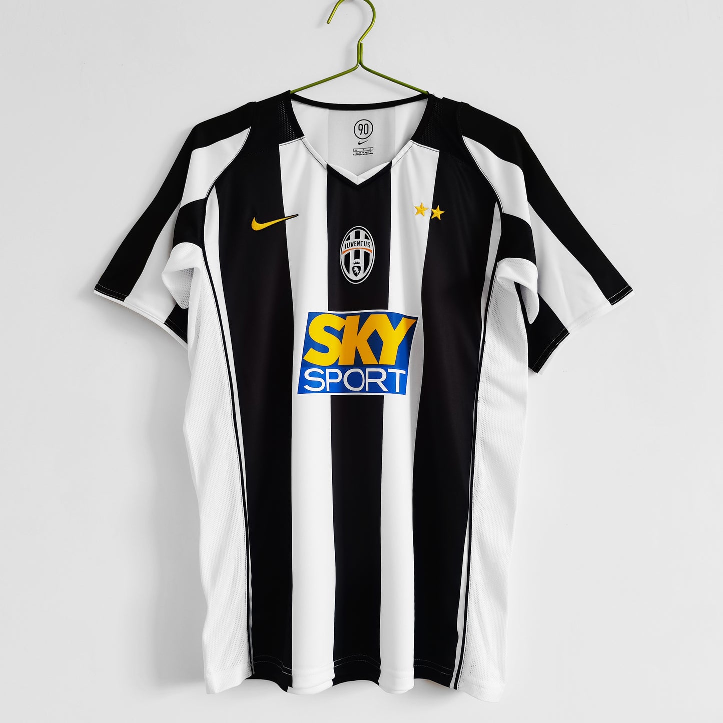 Camiseta retro Juventus 2004/05 primera equipación bianconera Del Piero Ibrahimovic – Cortita y al Pie