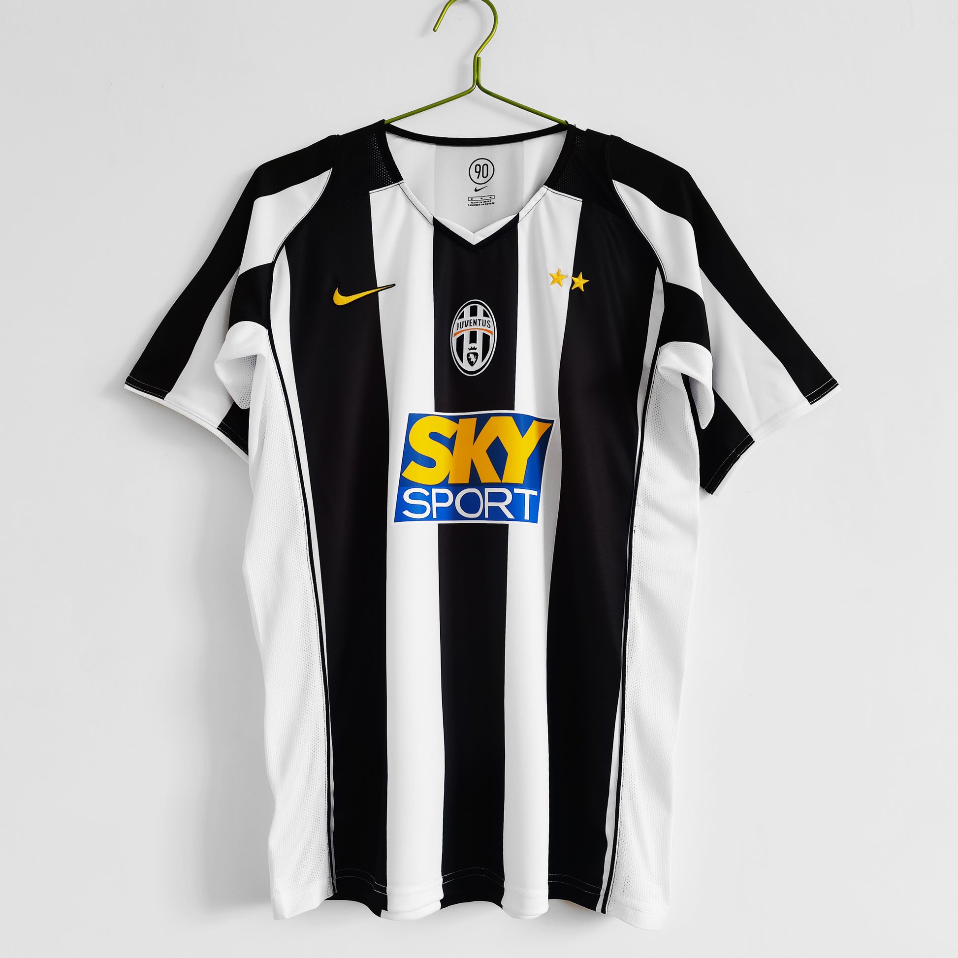 Camiseta retro Juventus 2004/05 primera equipación bianconera Del Piero Ibrahimovic – Cortita y al Pie