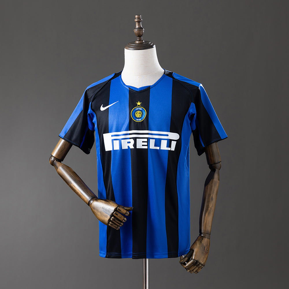 Camiseta retro Inter de Milán 2004/05 primera equipación azul negra Adriano Stankovic – Cortita y al Pie