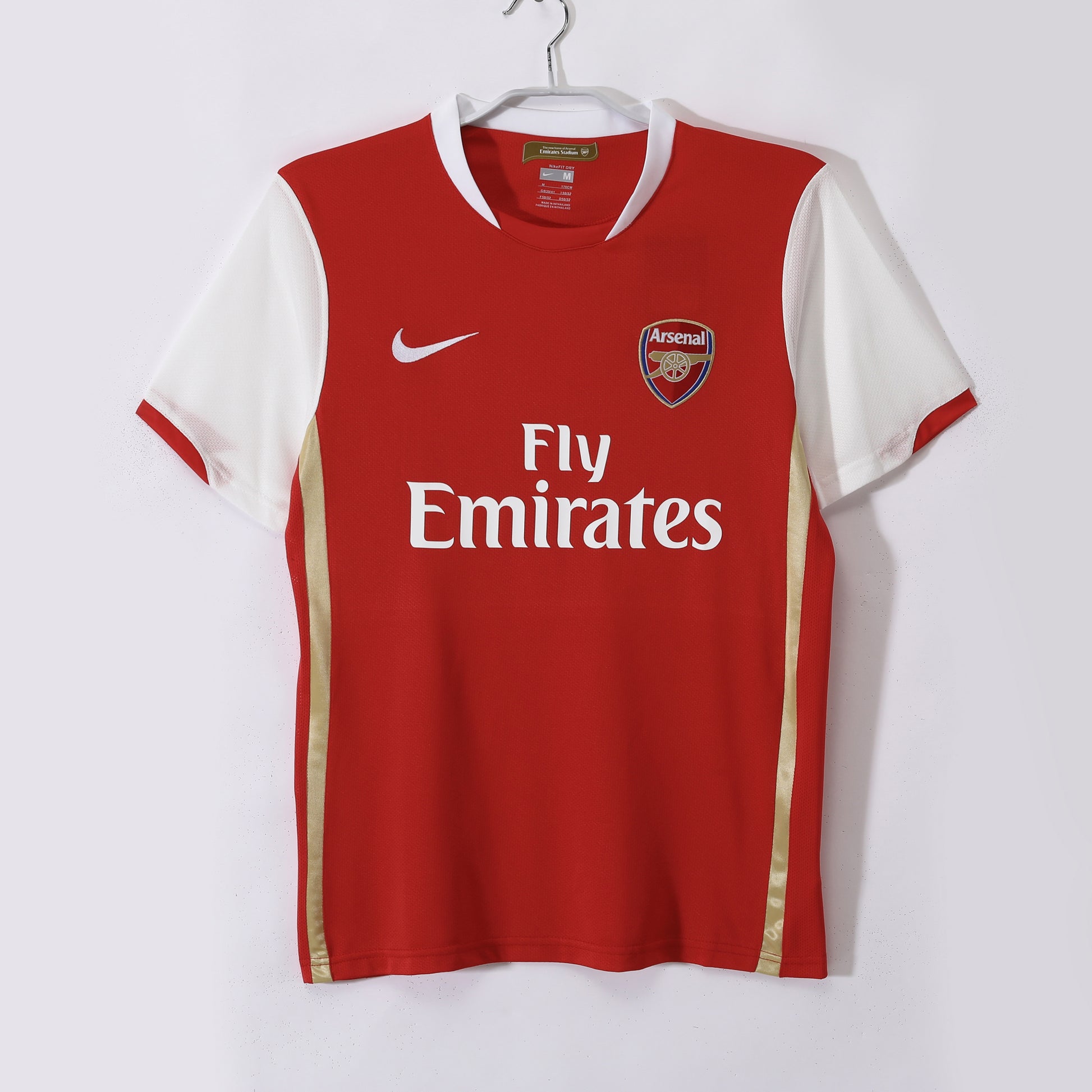 Camiseta retro Arsenal 2006/07 primera equipación roja Fabregas van Persie Emirates – Cortita y al Pie