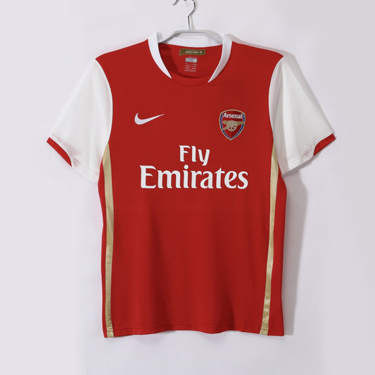 Camiseta retro Arsenal 2006/07 primera equipación roja Fabregas van Persie Emirates – Cortita y al Pie
