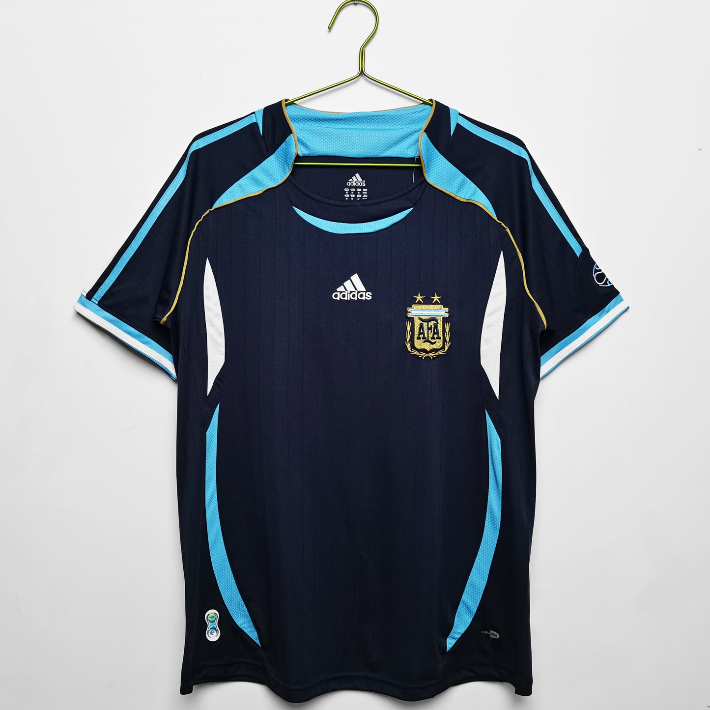 Camiseta retro Argentina 2006 segunda equipación azul Messi Riquelme Mundial – Cortita y al Pie
