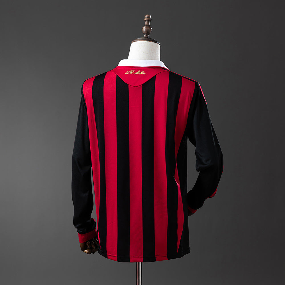 Camiseta retro AC Milan 2009/10 primera equipación manga larga detalle escudo – Cortita y al Pie
