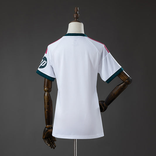 Camiseta Real Madrid 2026/27 – Primera Equipación Versión Mujer