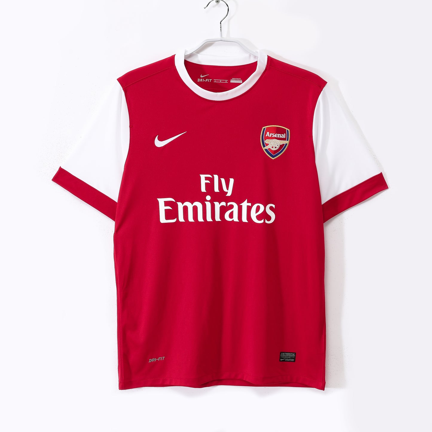 Camiseta retro Arsenal 2010/11 primera equipación roja van Persie Fabregas Emirates – Cortita y al Pie