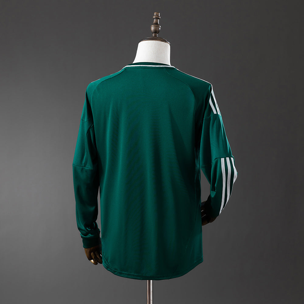 Camiseta retro Real Madrid 2012/13 segunda equipación manga larga detalle escudo – Cortita y al Pie