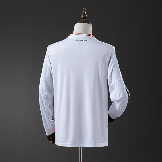 Camiseta retro Real Madrid 2013/14 primera equipación manga larga detalle escudo – Cortita y al Pie