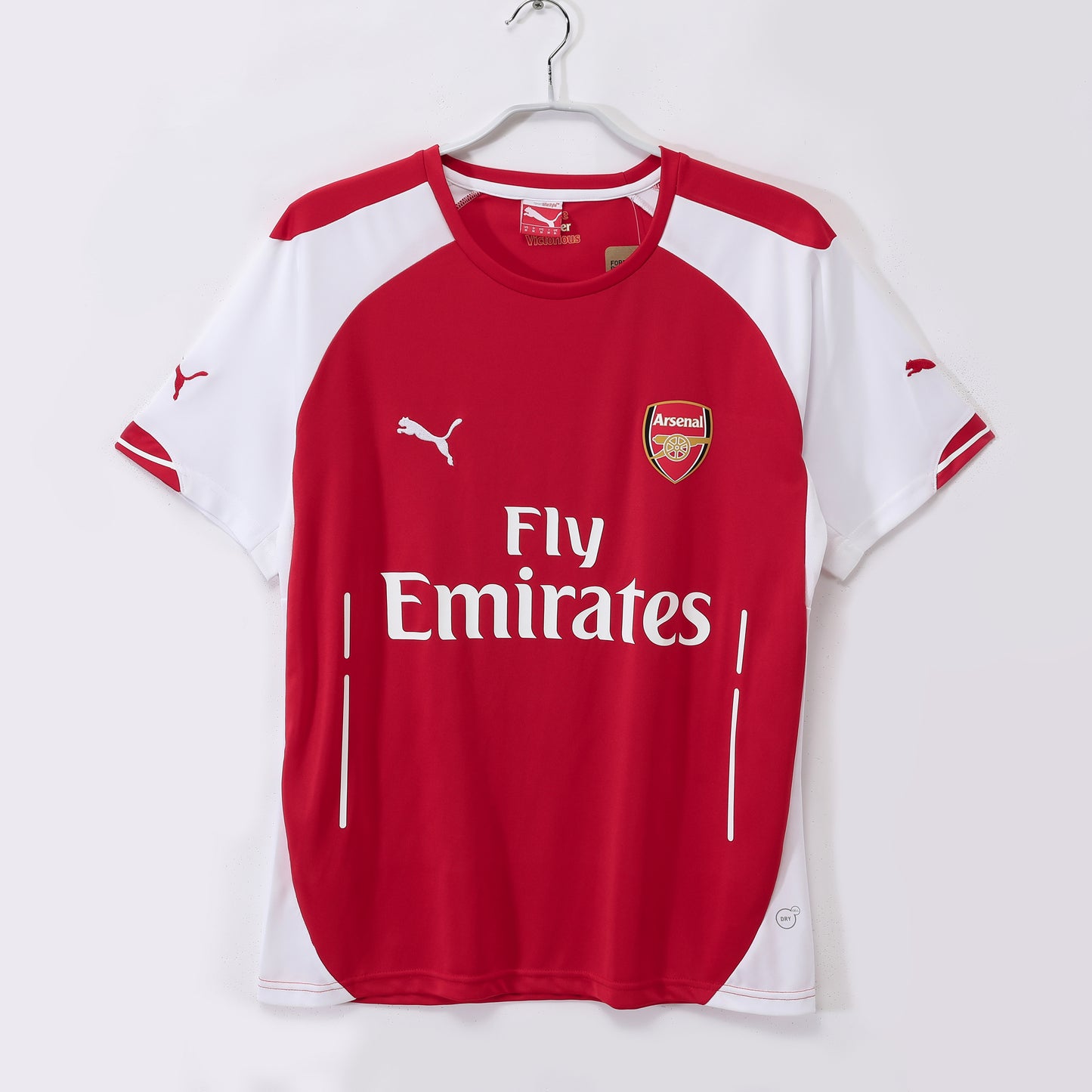 Camiseta retro Arsenal 2014/15 primera equipación roja Alexis Özil Emirates – Cortita y al Pie