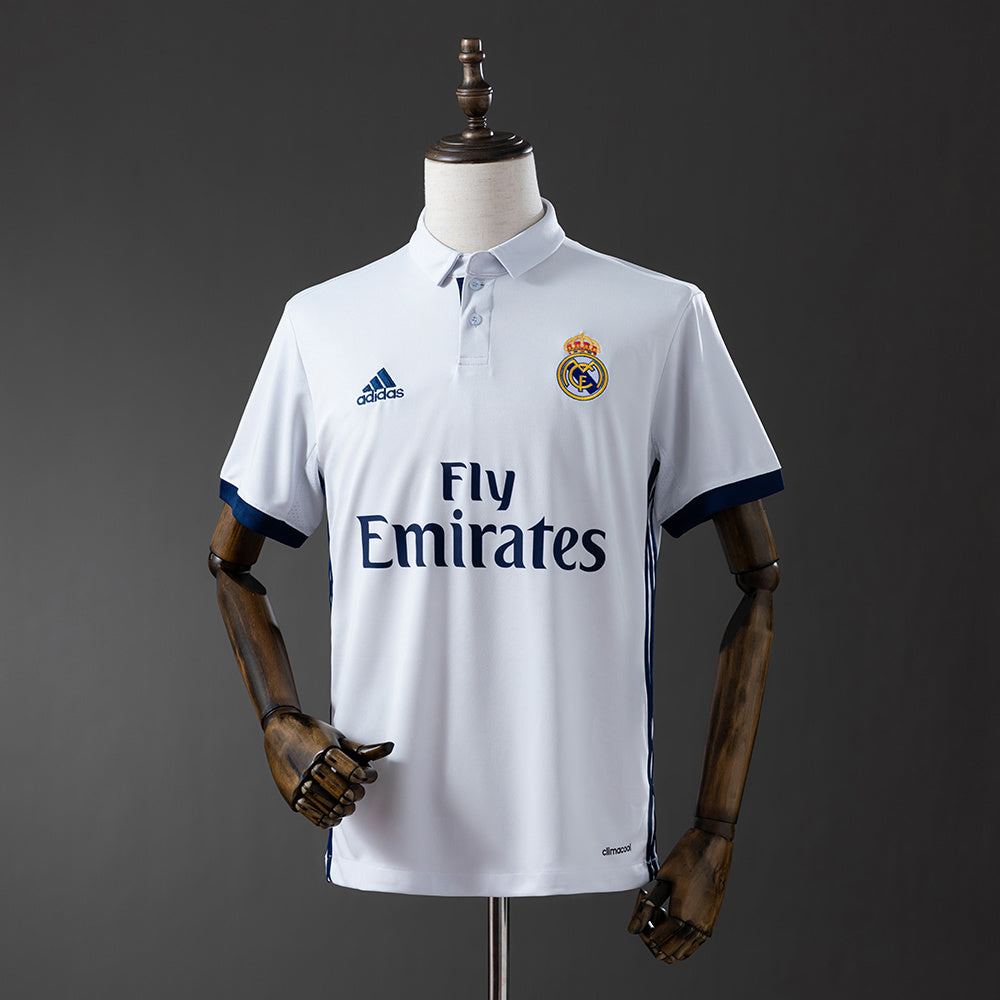 Camiseta retro Real Madrid 2016/17 primera equipación blanca Duodécima Champions CR7 – Cortita y al Pie