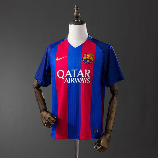 Camiseta retro FC Barcelona 2016/17 primera equipación blaugrana Messi Neymar Suárez – Cortita y al Pie