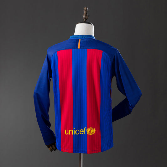 Camiseta retro FC Barcelona 2016/17 primera equipación manga larga detalle escudo – Cortita y al Pie