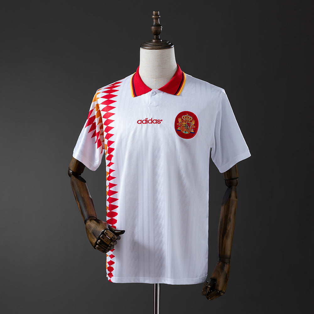 Camiseta retro España 1994 segunda equipación blanca Hierro Beardsley USA – Cortita y al Pie