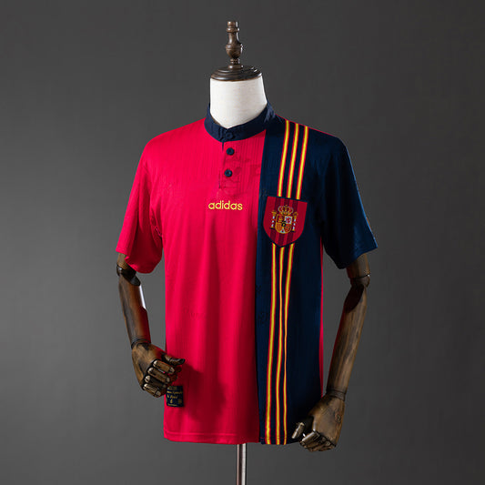 Camiseta retro España 1996 primera equipación roja Zubizarreta Hierro Eurocopa – Cortita y al Pie