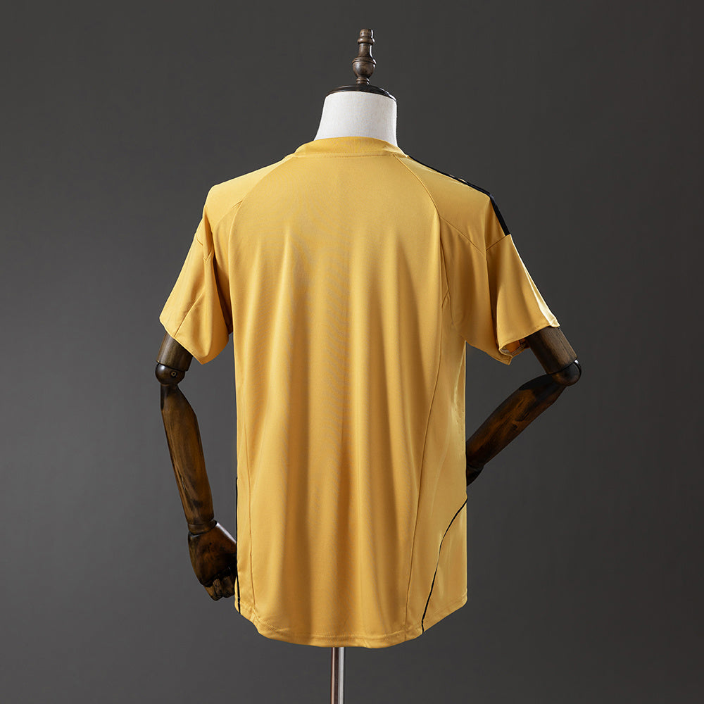 Camiseta retro España 2008 segunda equipación azul detalle escudo – Cortita y al Pie
