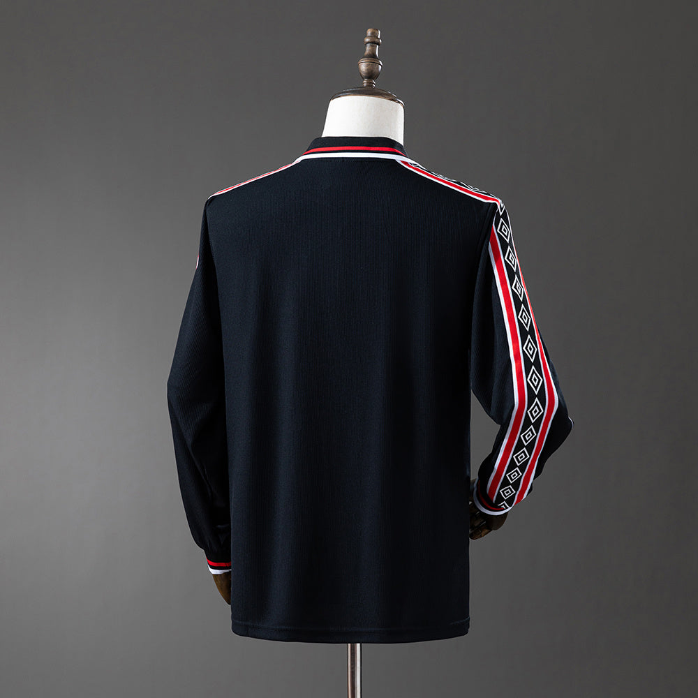 Camiseta retro Manchester United 1998/99 segunda equipación manga larga detalle escudo – Cortita y al Pie