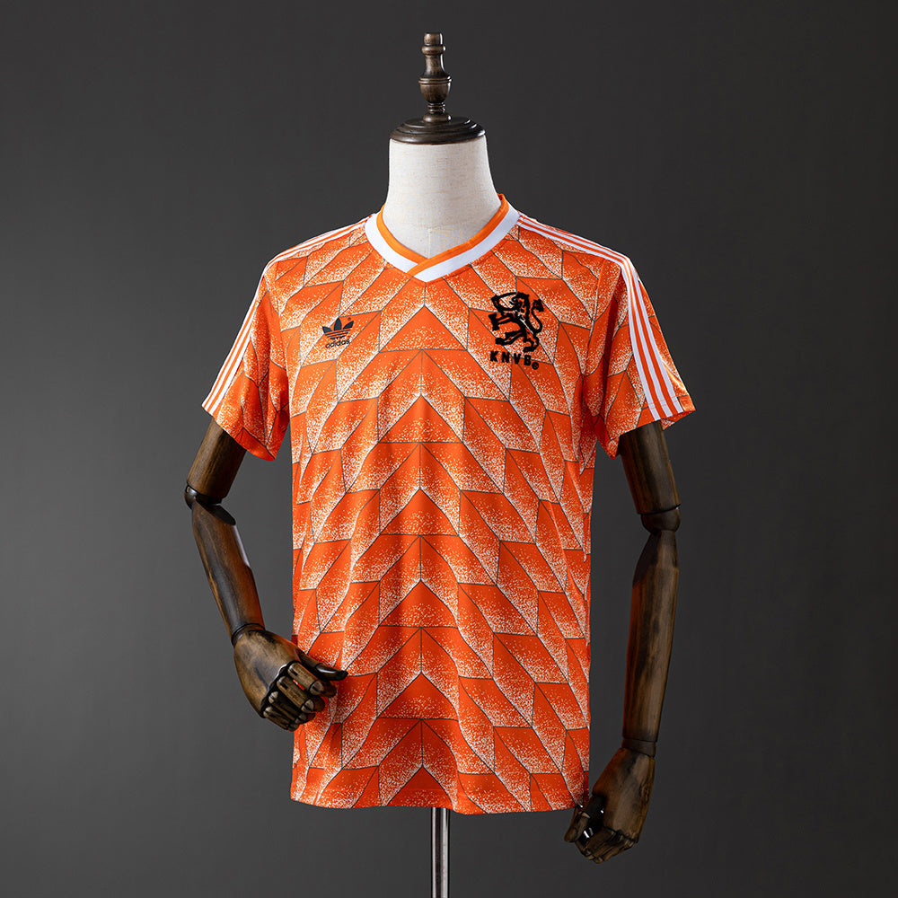 Camiseta retro Países Bajos 1988 primera equipación naranja Van Basten Gullit Eurocopa – Cortita y al Pie