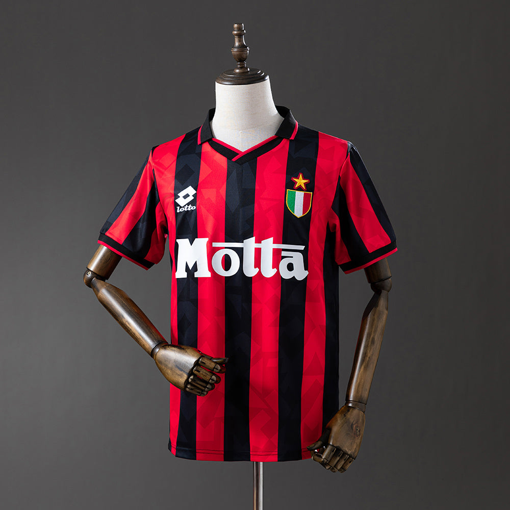 Camiseta retro AC Milan 1993/94 primera equipación roja Maldini Savicevic Serie A – Cortita y al Pie
