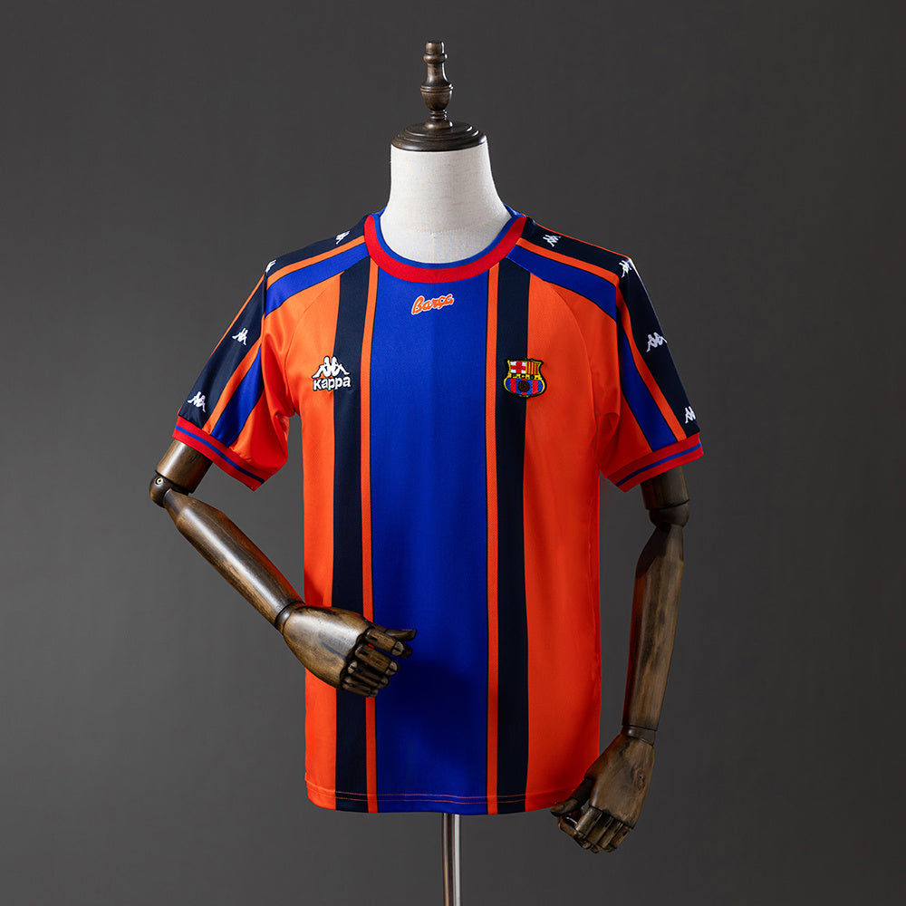 Camiseta retro FC Barcelona 1997/98 segunda equipación azul Ronaldo Rivaldo – Cortita y al Pie