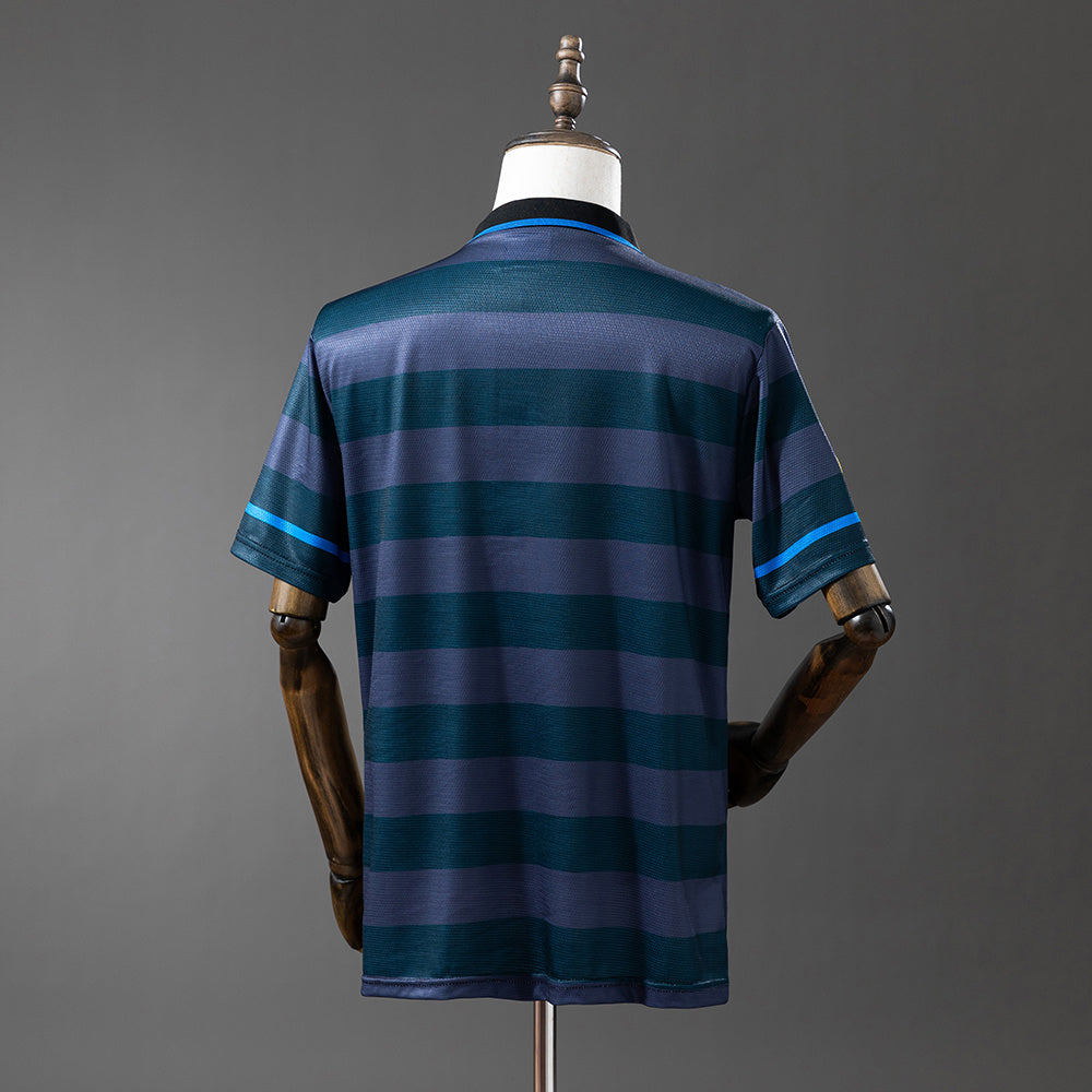 Camiseta retro Inter de Milán 1997/98 segunda equipación detalle Copa UEFA Ronaldo – Cortita y al Pie