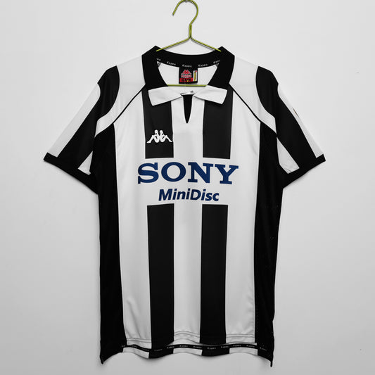 Camiseta retro Juventus 1997/98 primera equipación bianconera Zidane Del Piero Serie A – Cortita y al Pie