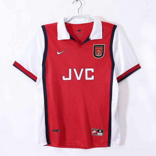 Camiseta retro Arsenal 1998/99 primera equipación roja Bergkamp Overmars Premiership – Cortita y al Pie