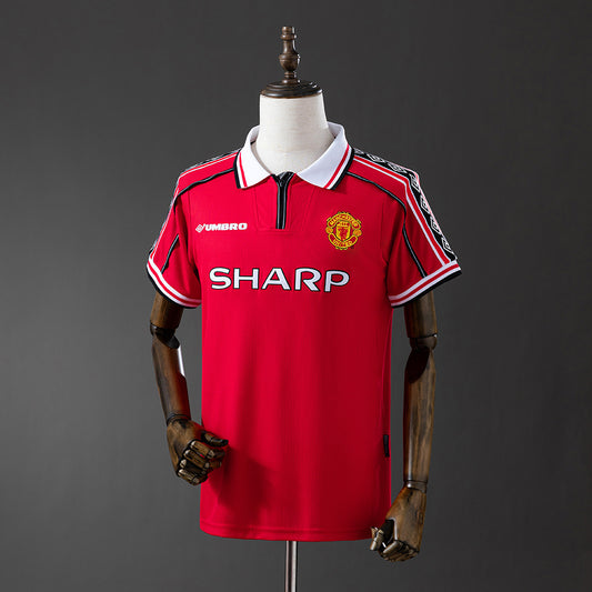 Camiseta retro Manchester United 1998/99 primera equipación roja Treble Ferguson Scholes – Cortita y al Pie