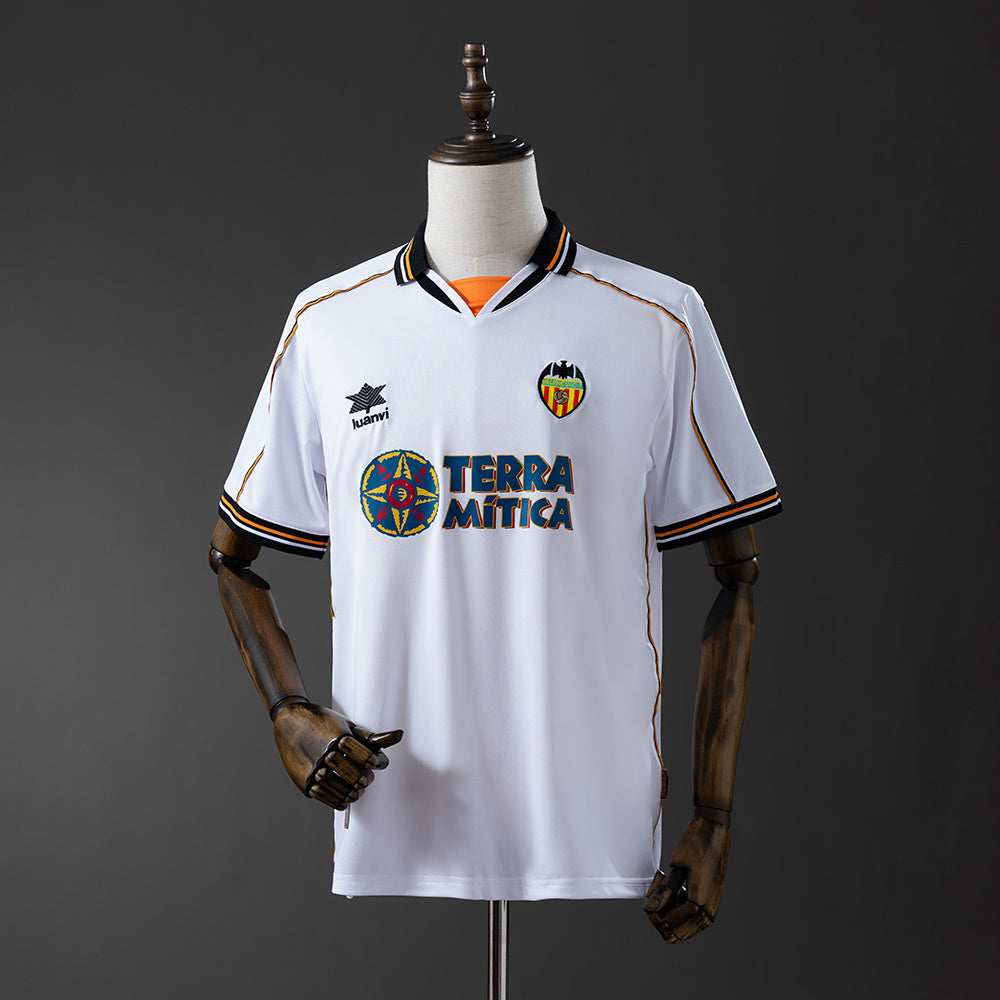 Camiseta retro Valencia CF 1999/00 primera equipación blanca Claudio López UCL Final – Cortita y al Pie