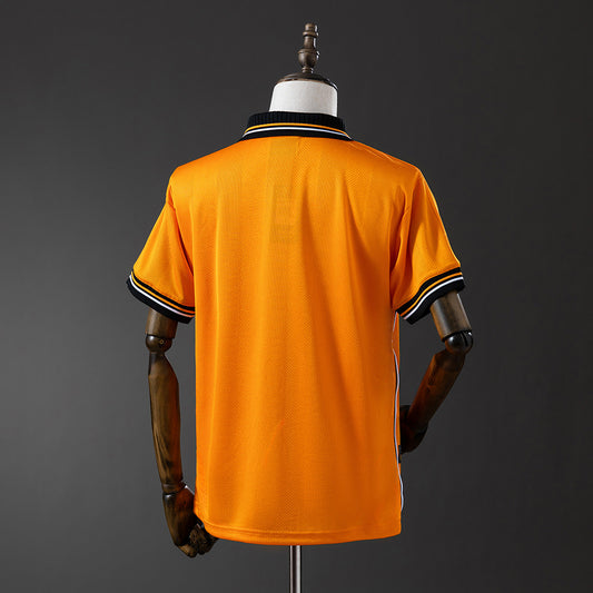 Camiseta retro Valencia CF 1999/00 segunda equipación naranja detalle escudo – Cortita y al Pie