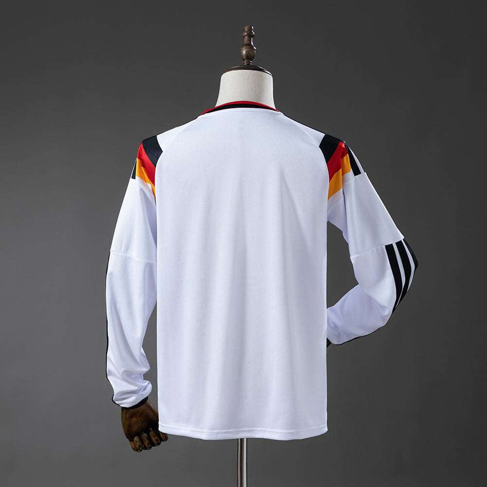 Camiseta Alemania Mundial 2026 primera equipación versión fan manga larga detalle – Cortita y al Pie