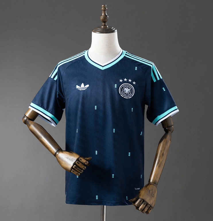 Camiseta Alemania Mundial 2026 segunda equipación versión fan negra – Cortita y al Pie