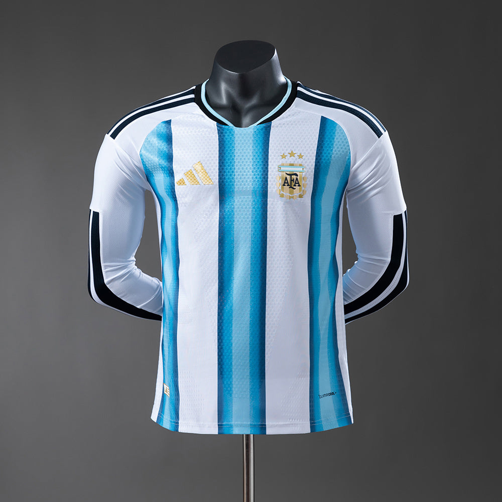 Camiseta Argentina Mundial 2026 primera equipación versión jugador manga larga azul celeste – Cortita y al Pie