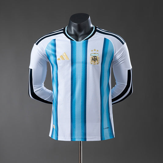 Camiseta Argentina Mundial 2026 primera equipación versión jugador manga larga azul celeste – Cortita y al Pie