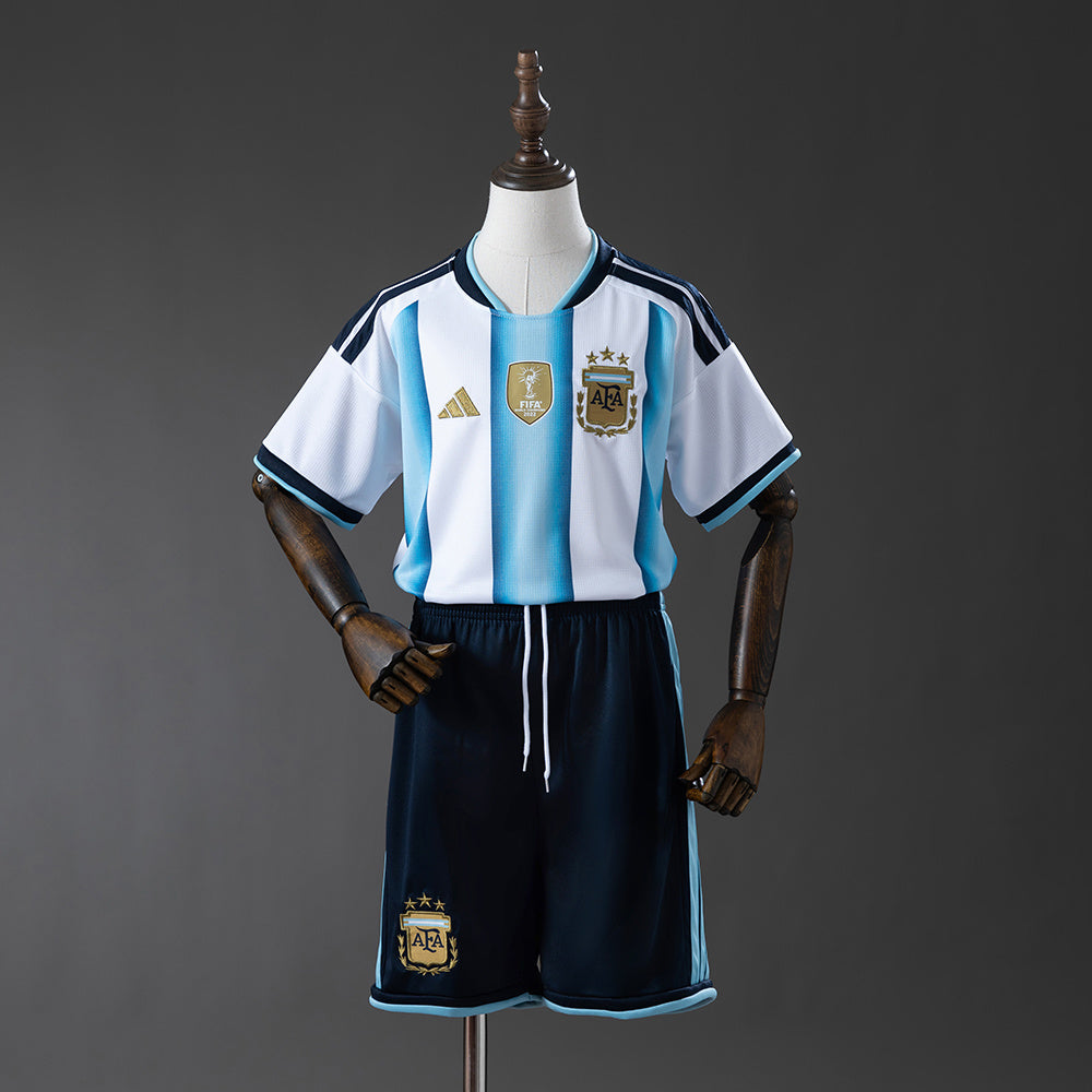 Camiseta Argentina Mundial 2026 primera equipación versión niño azul celeste Messi – Cortita y al Pie
