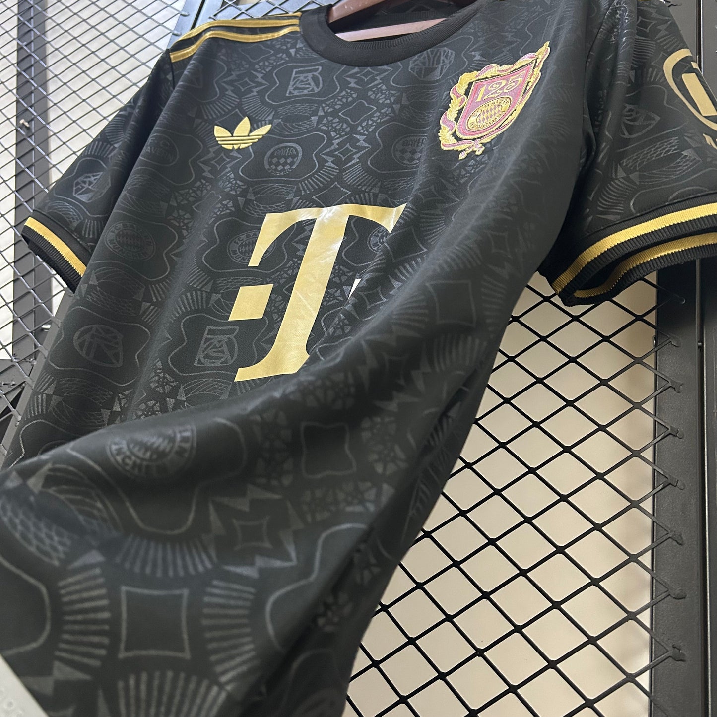 Camiseta Bayern Múnich 125 Aniversario – Tercera Equipación Versión Fan