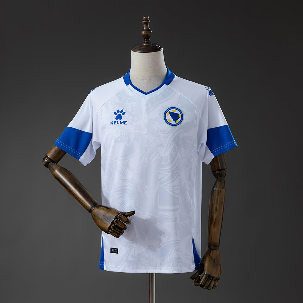 Camiseta Bosnia y Herzegovina Mundial 2026 segunda equipación versión fan blanca – Cortita y al Pie