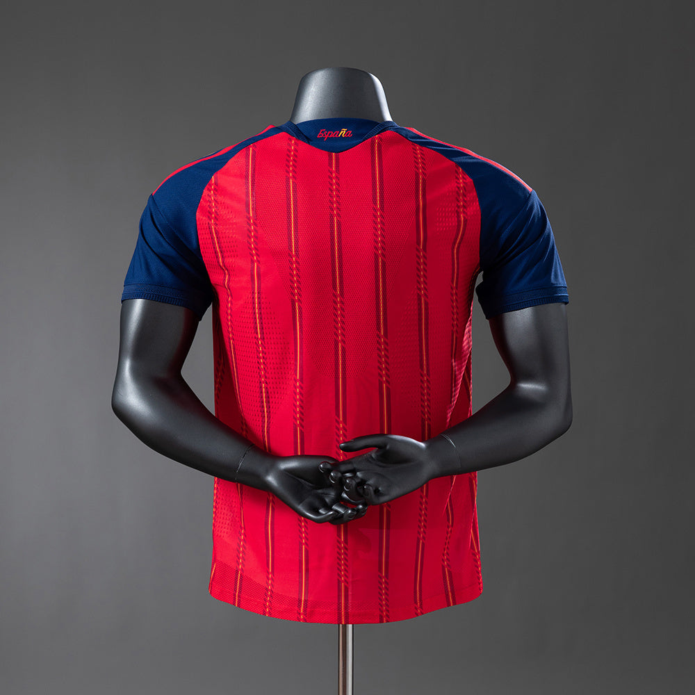 Camiseta España Mundial 2026 primera equipación versión jugador detalle dorsal – Cortita y al Pie