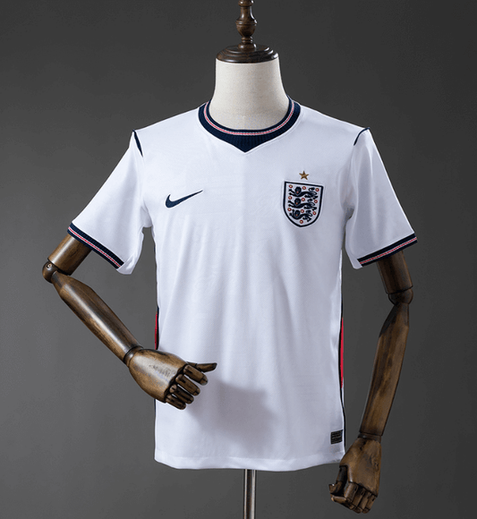 Camiseta Inglaterra Mundial 2026 primera equipación versión fan blanca Three Lions – Cortita y al Pie