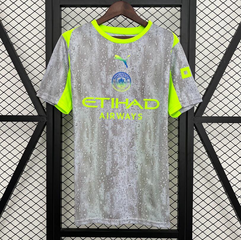 Camiseta Manchester City 2025/26 cuarta equipación versión fan Etihad Stadium – Cortita y al Pie