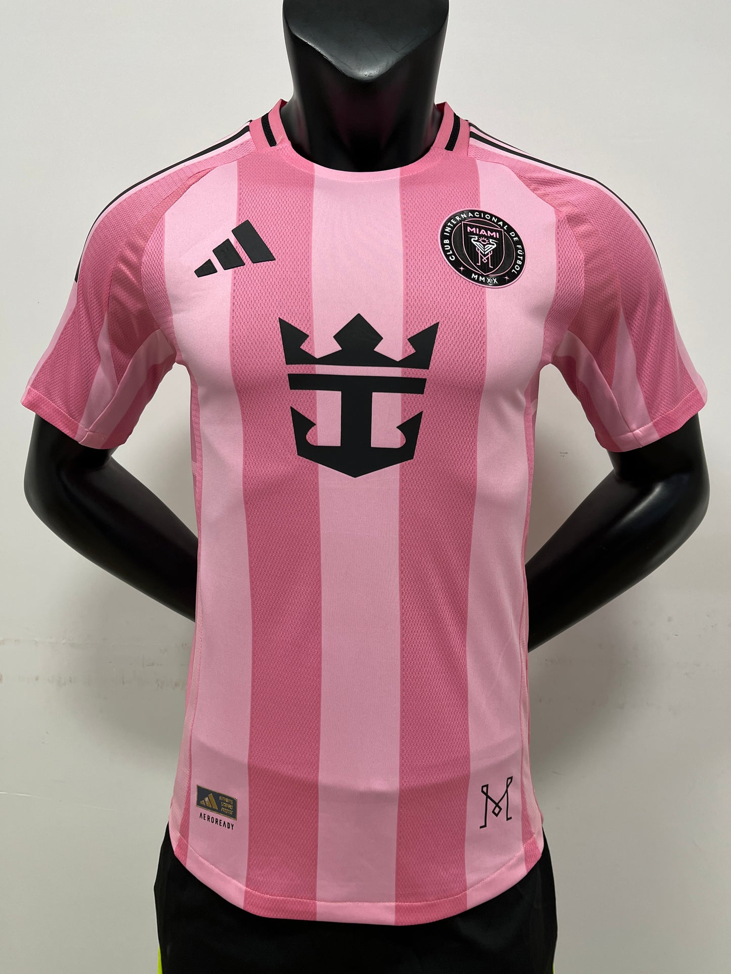 Camiseta Inter Miami 2025/26 primera equipación versión jugador rosa Messi MLS – Cortita y al Pie